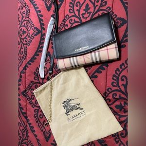 Authentic Burberry cross body!!